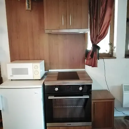 Къща За Гости,, Уют,, С Жеравна Jeravna
